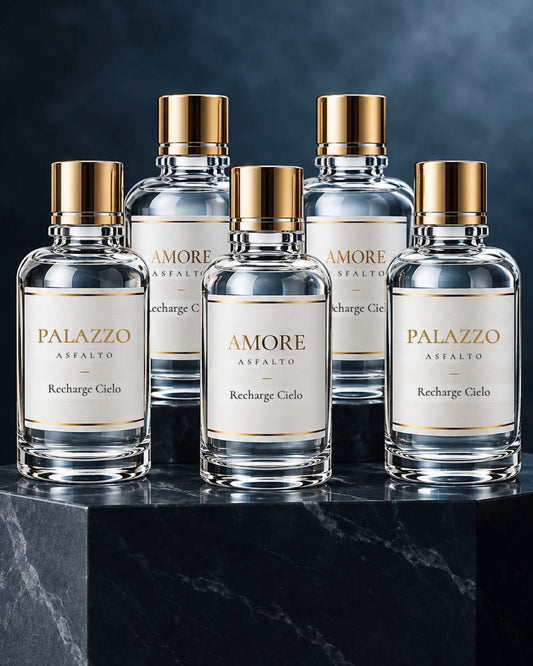 Bouteilles de recharge CIELO Amore et Palazzo sur socle en marbre noir - MAISON ASFALTO